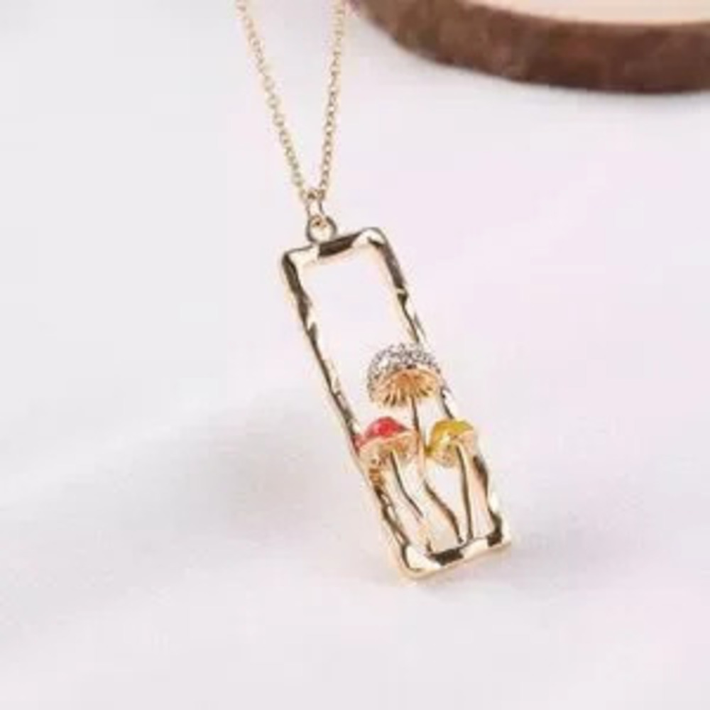 CUTE Mushroom Chain Necklace 20 +?2 inch extension